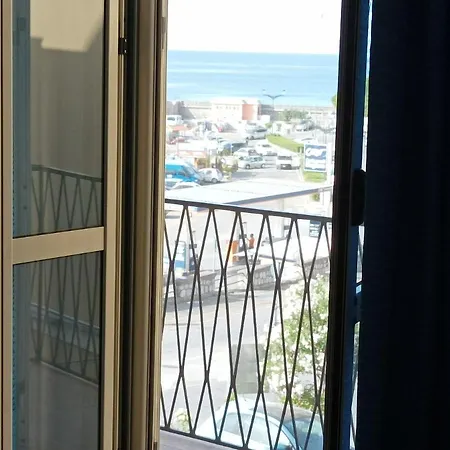La Rosa Sul Porto Apartment *