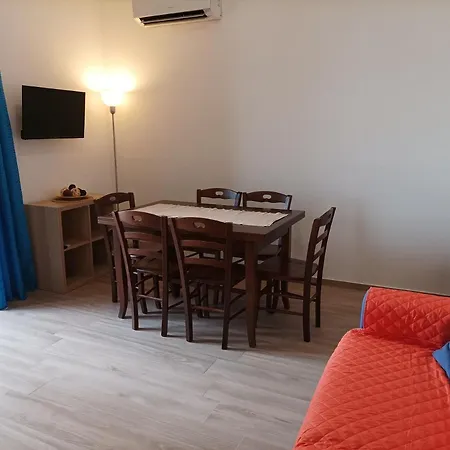 La Rosa Sul Porto Apartment