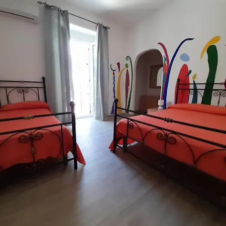 La Rosa Sul Porto Apartment *