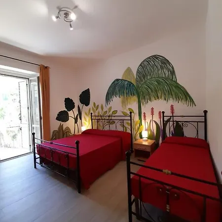 Apartment La Rosa Sul Porto Marina di Camerota